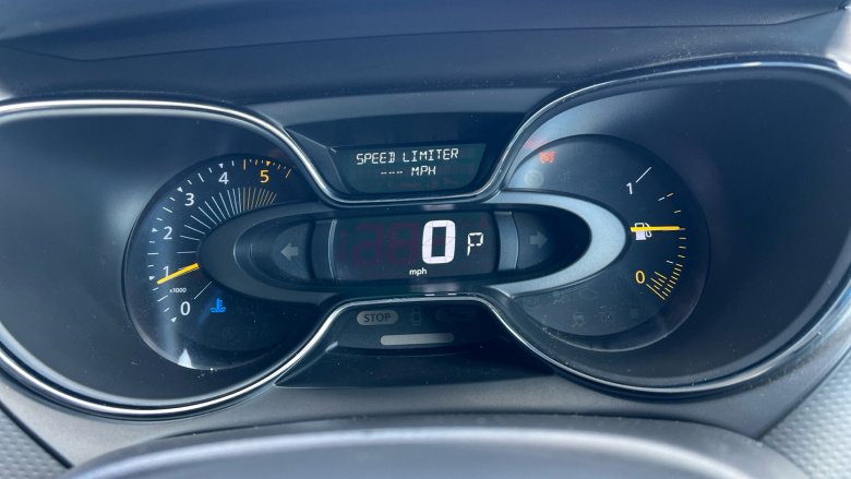 Renault Captur 1.5 dCi 90 Dynamique S Nav 5dr Auto Diesel Hatchback